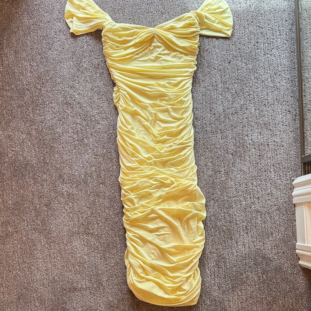 Norma Kamali Yellow Ruched Midi Dress